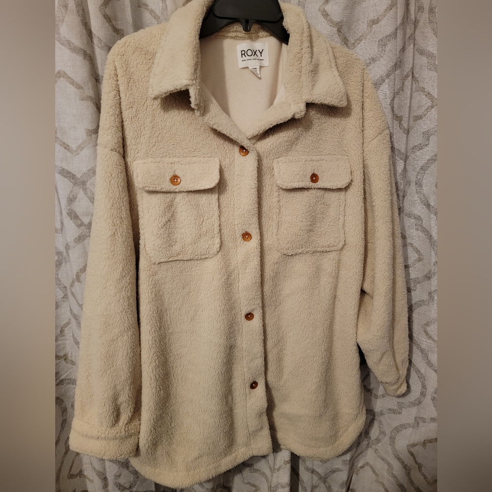 Womens Roxy Oversized Over and out beige shirt jacket XL.